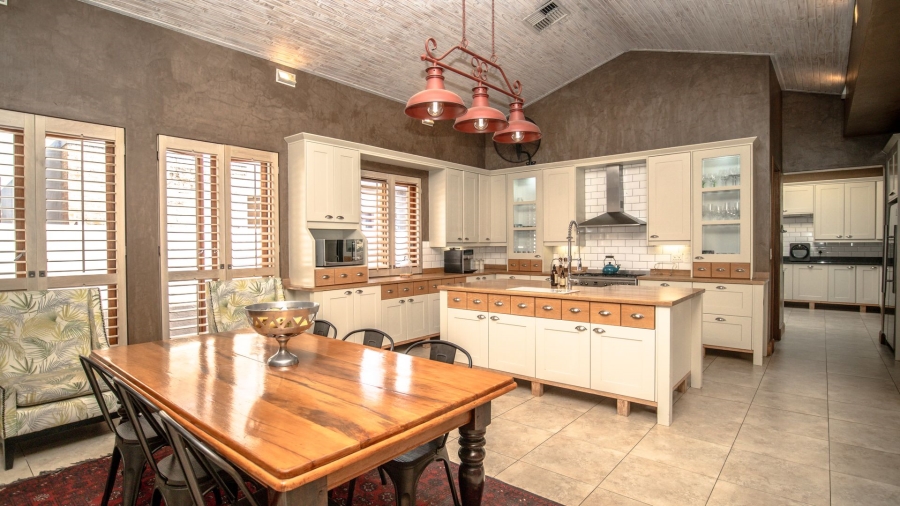 4 Bedroom Property for Sale in The Coves North West